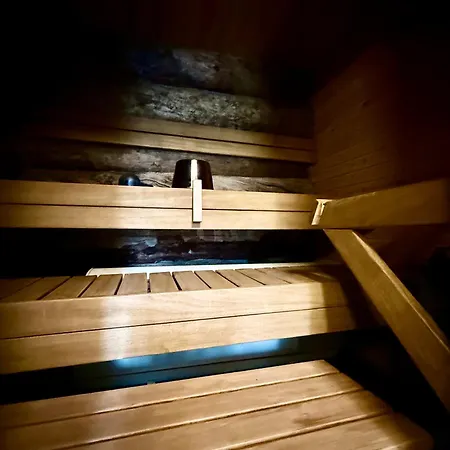 Aurora Sauna, Lakeside - Lapland *