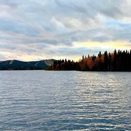 Semesterbostad Aurora Sauna, Lakeside - Lapland Ruka
