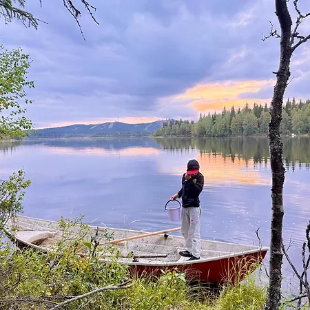 Aurora Sauna, Lakeside - Lapland Semesterbostad